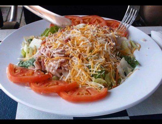 Driftwood Restaurant and Sports Bar